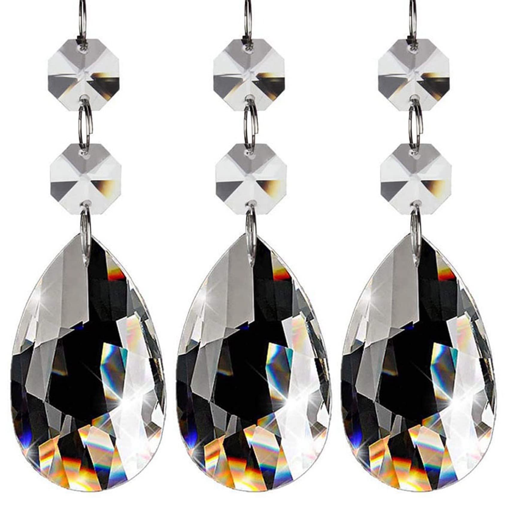Pendentifs en cristal pour réparer un lustre cassé avec des pampilles transparentes en larme