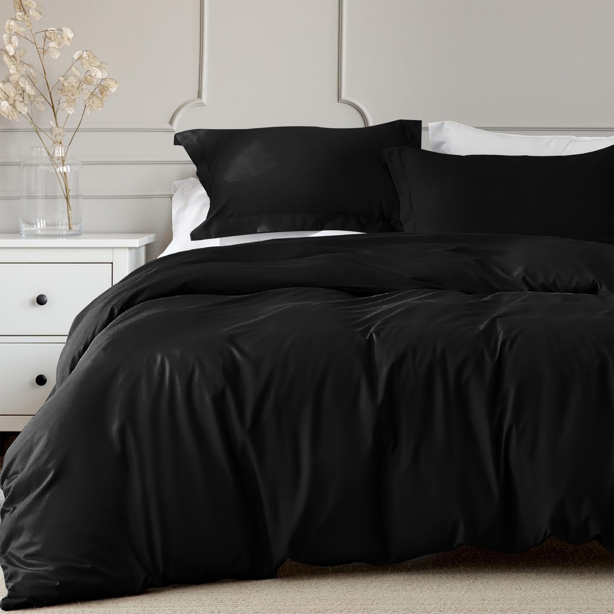Sponsored Ad – Linens World 200 Thread Count 100% Egyptian Cotton Duvet Quilt Cover Bedding Sets with Pillow cases (Black, Double)