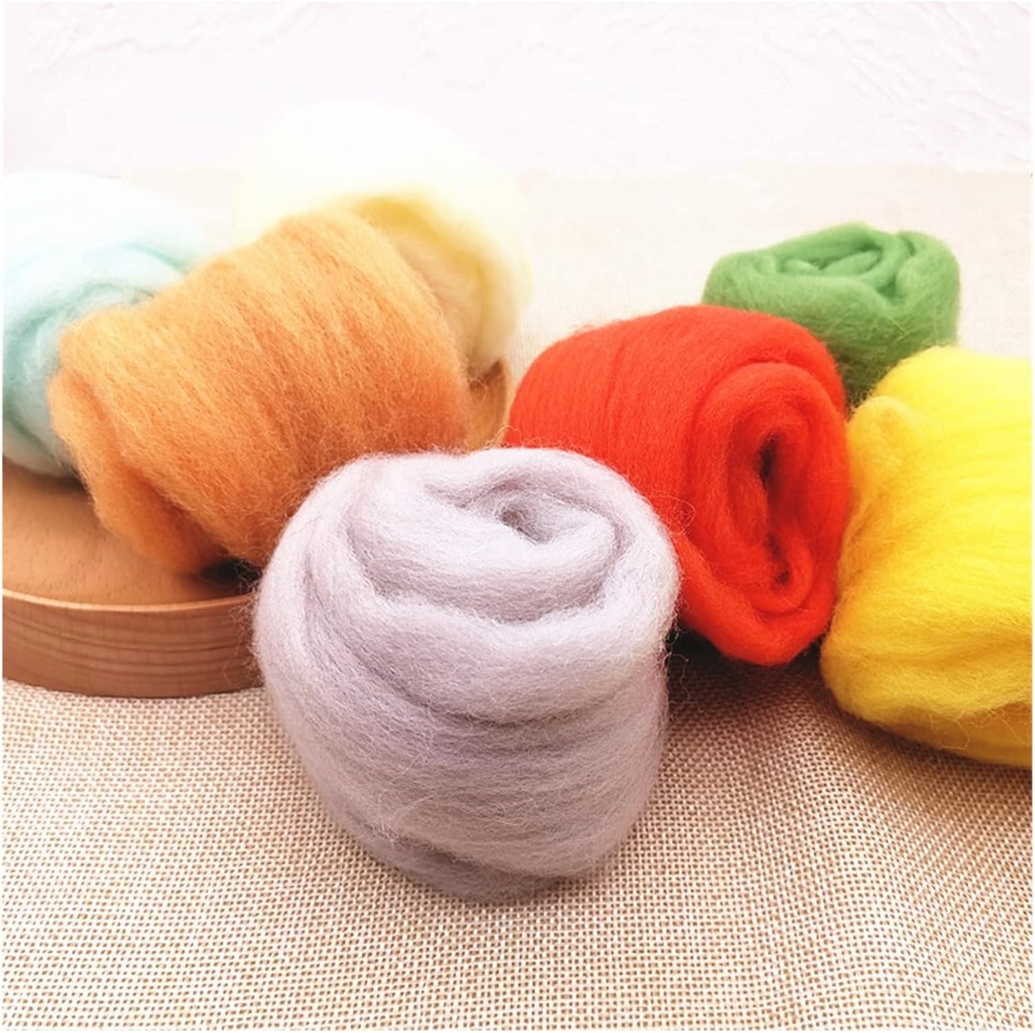 Double Knitting 20(@ g YellowOrange Soft Roving Wool Crafts Materials DIY Felt Kit Needle Felting (Color : SPYA16, Size : 100g)