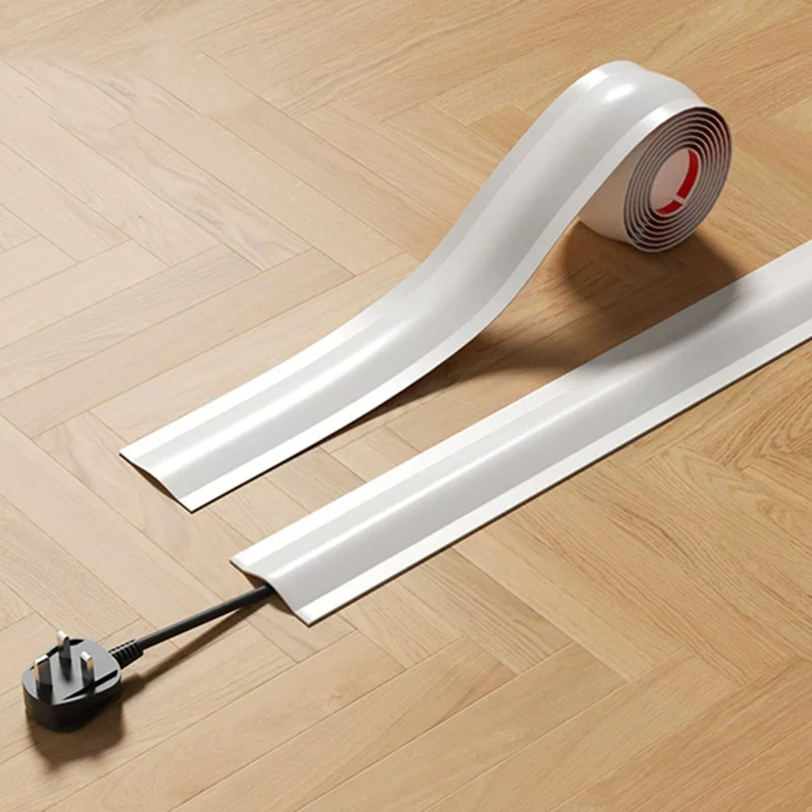 Pasacables Suelo de PVC, Canaleta Cables Suelo, Recortable, Autoadhesivo, Protector de Cables Decorativo para Techo, Esquina, Pared(White,5.5x500cm/2x197in)