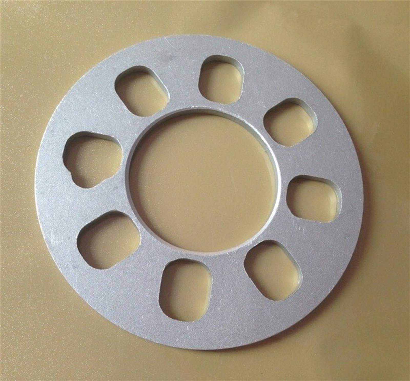 Cale de roue de 6mm universelle contre le frottement de jante 4x108 et 4x98