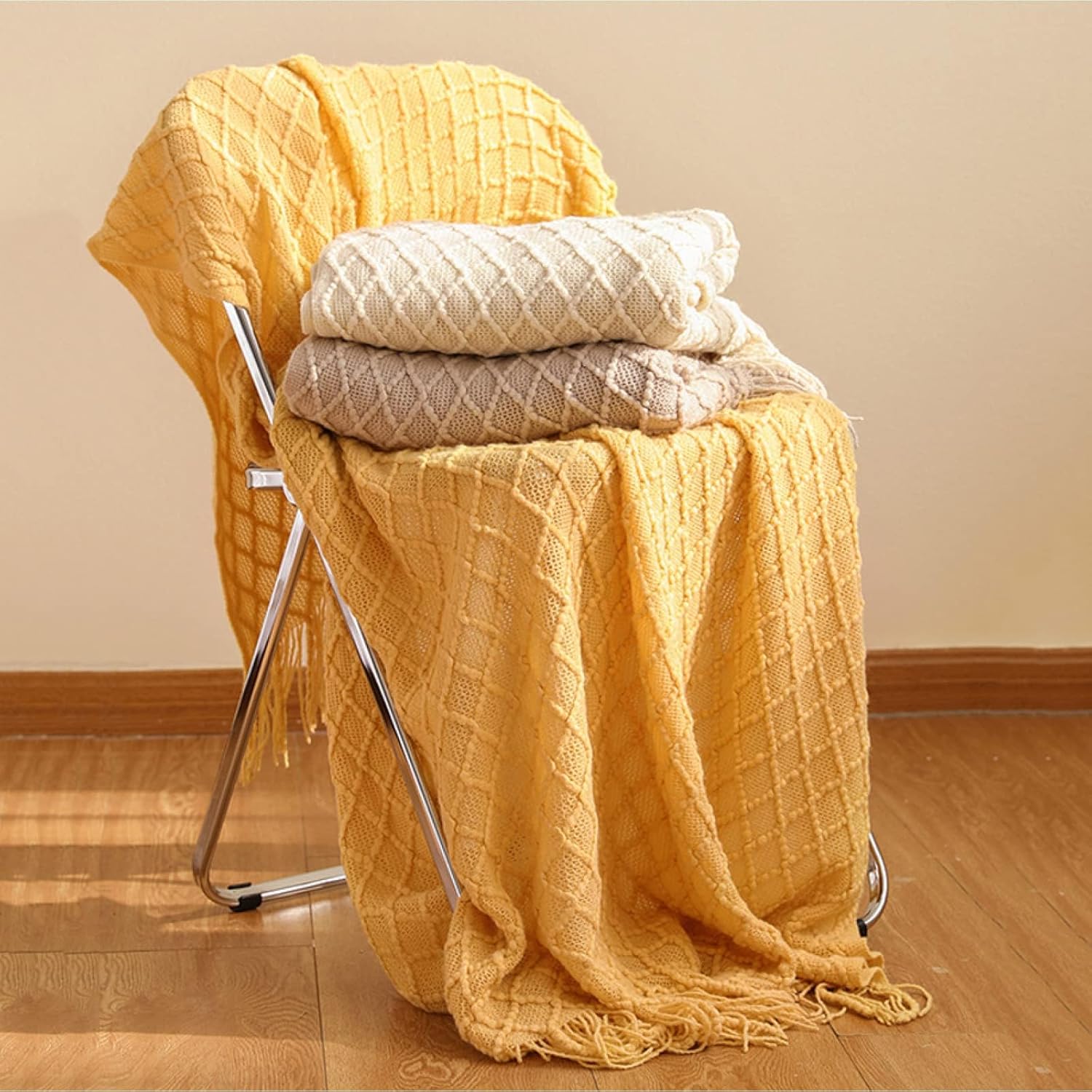 ベッドランナー ホテル ベッドスプレッド 高級スカーフ 色あせしない ソフトテールタオル モダンタッセル 寝具装飾 クイーン、ダブル