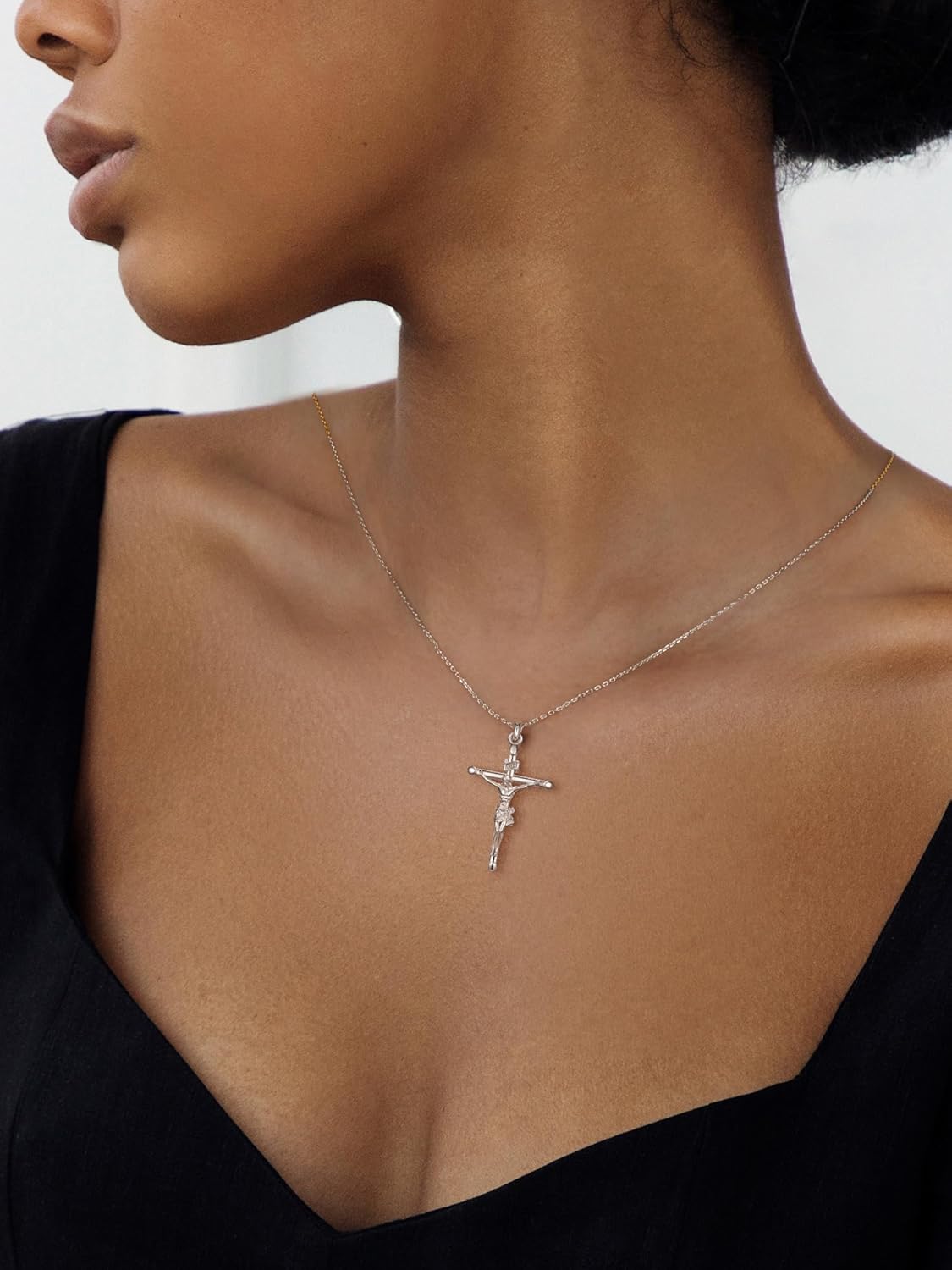 NORBU 925 Sterling Silver Crucifix Necklace for Women, 18K Gold Plated Womens Cross Pendant Necklaces with 18/20 inch Chain, Catholic Jesus Christian Jewelry Religious Gift for Her - Image 7