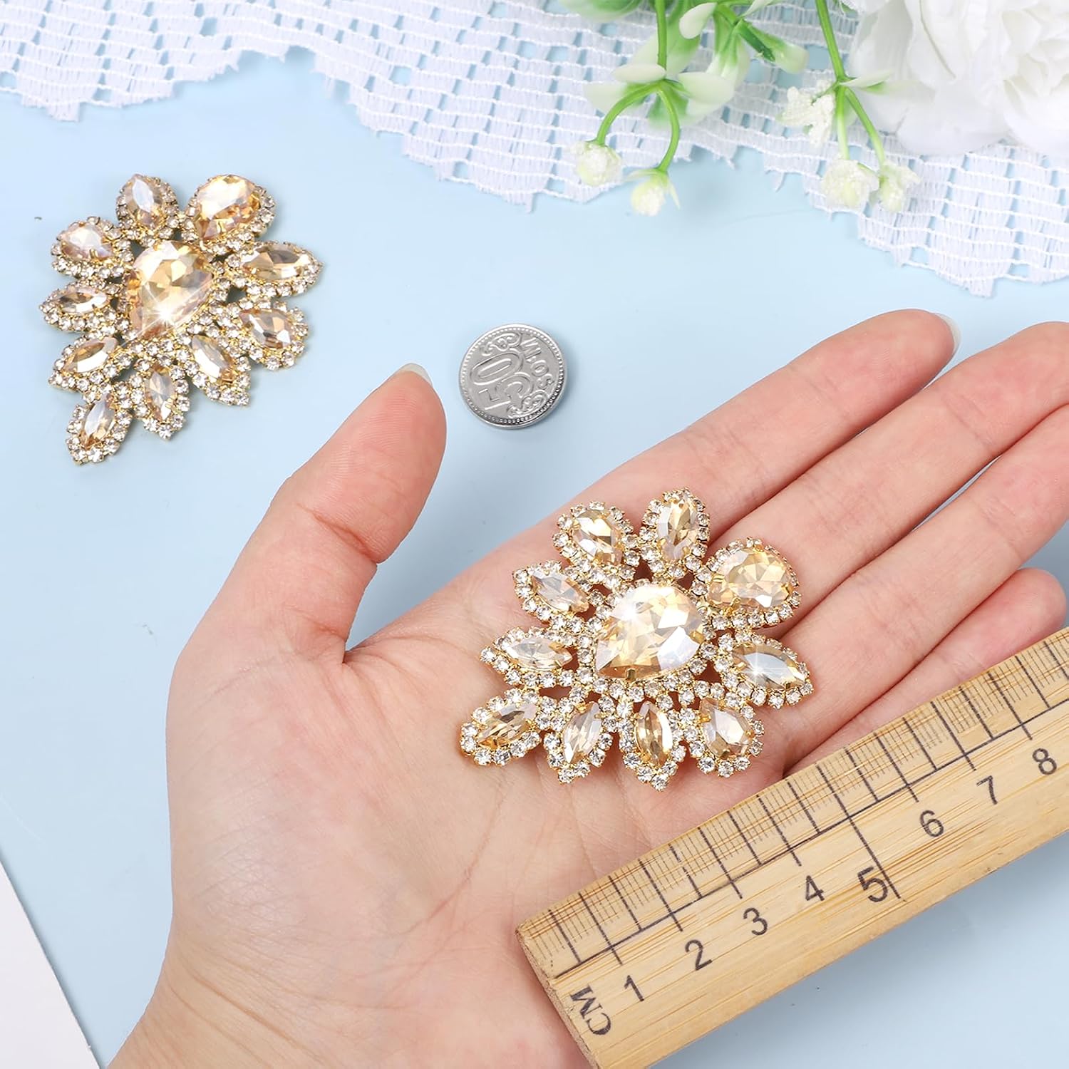 2pcs Rhinestone Applique Crystal Wedding Bridal Applique Teardrop Shape Rhinestone Patches Fancy Beaded Flower DIY Sewing Patch for Gifts Clothing Costume Clothes Shoes Decoration