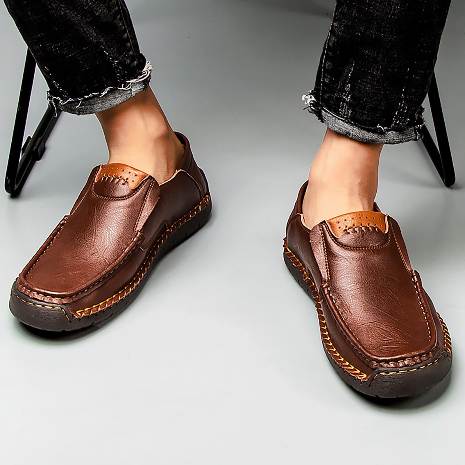Mocasines de piel para hombre, cosidos a mano, zapatos de barco, zapatos de ocio, antideslizantes, para exteriores, resistentes al desgaste, zapatos de senderismo, suelo plano, transpirables, zapatos