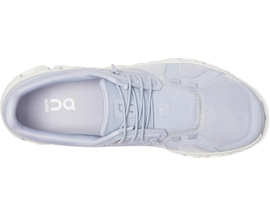 On Cloud 6 - Top View