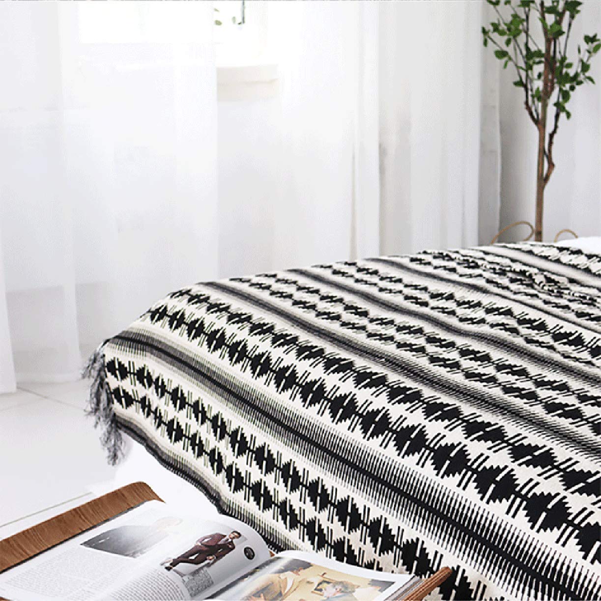 Czarno-białe narzuty narzuty koce moda łóżko bieżnik narzuta szalik narzuta narzuta narzuta łóżko z frędzlem do hotelu sypialni, biegacz łóżka ~ 130 x 240 cm (na łóżko 1,8 m)