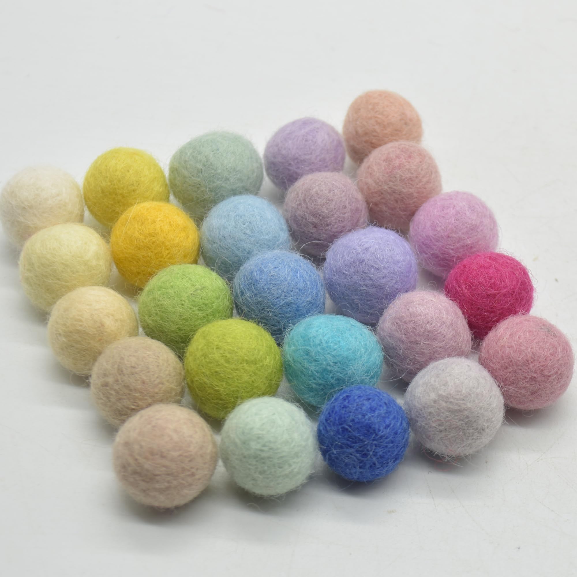 Oriental Direct Based In Yorkshire Multicolored 100% Wool Felt Balls - 2Cm - 25 Felt Balls - Assorted Light, Pale & Pastel Colours