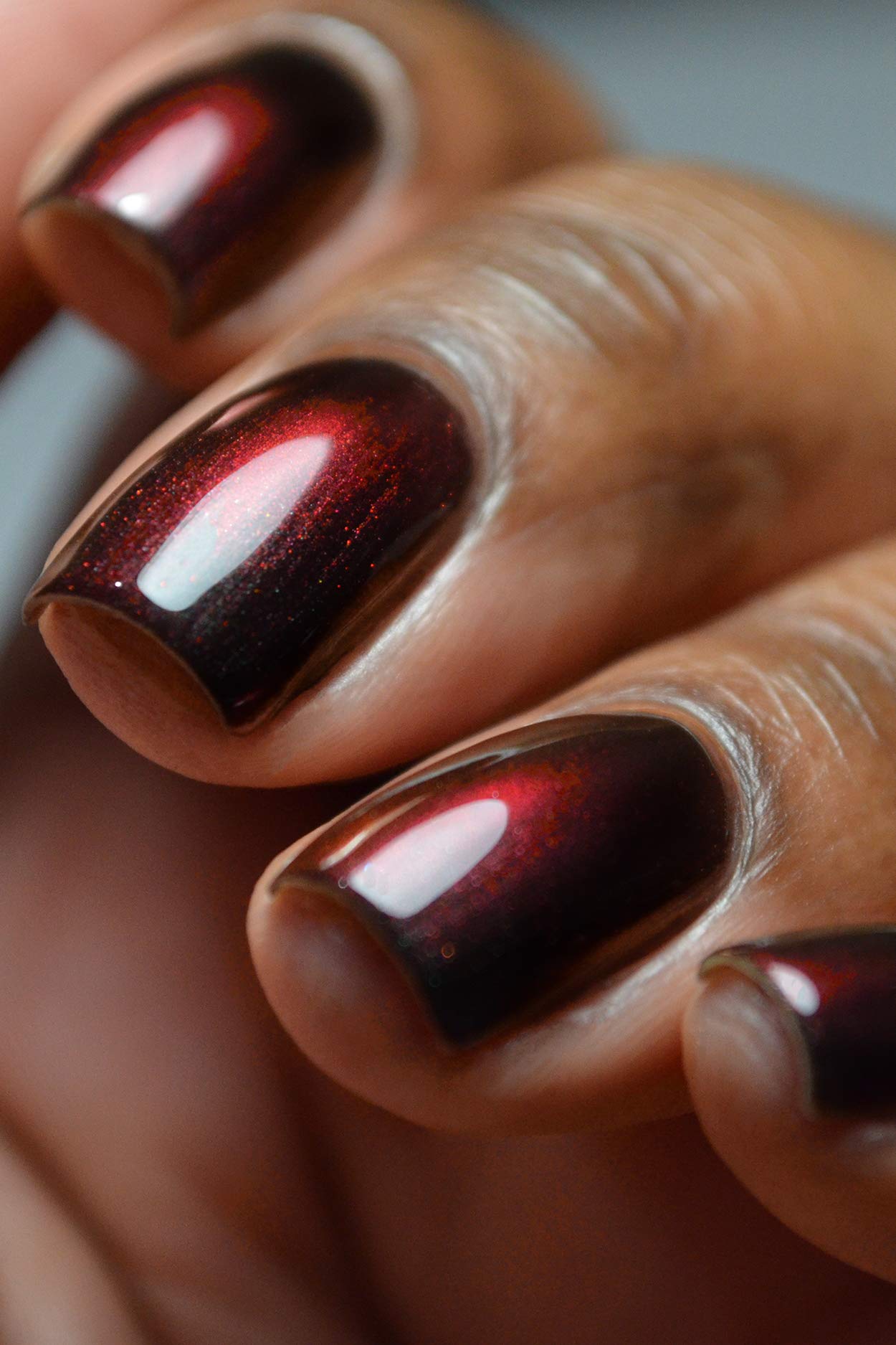 Amazon.com : Cirque Colors Neo - Black-Red-Orange Multichrome Nail Polish -  0.37 Fl Oz (11 mL) - Vegan & Cruelty-Free : Beauty & Personal Care