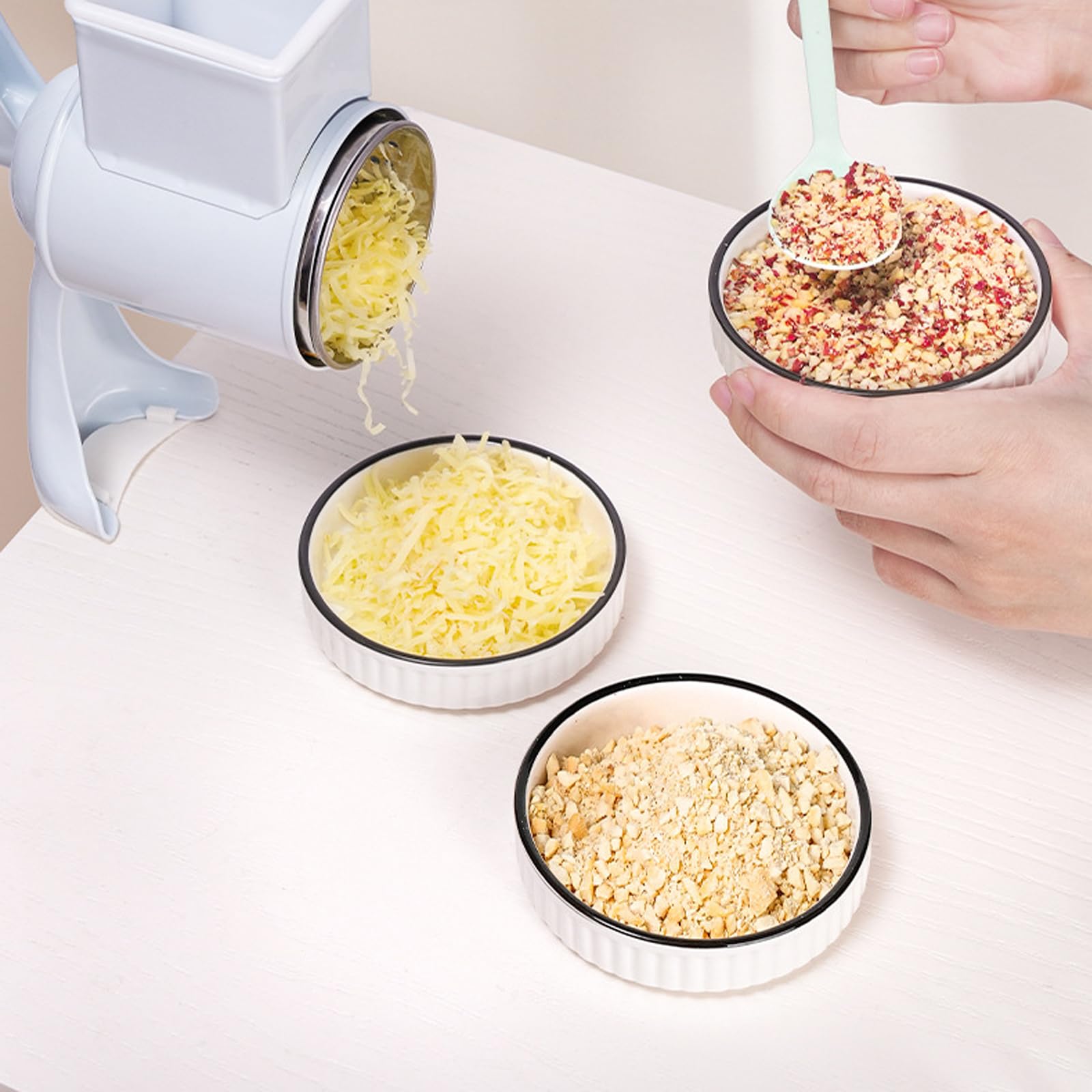 Handmatige Nut Grinder Hand Multifunctionele Moer Chopper Pinda Grinder Gedroogd Fruit Crusher voor Alle Noten Walnoot Pecannoten, Knoflook, Ui, voor Bakken voor Keuken