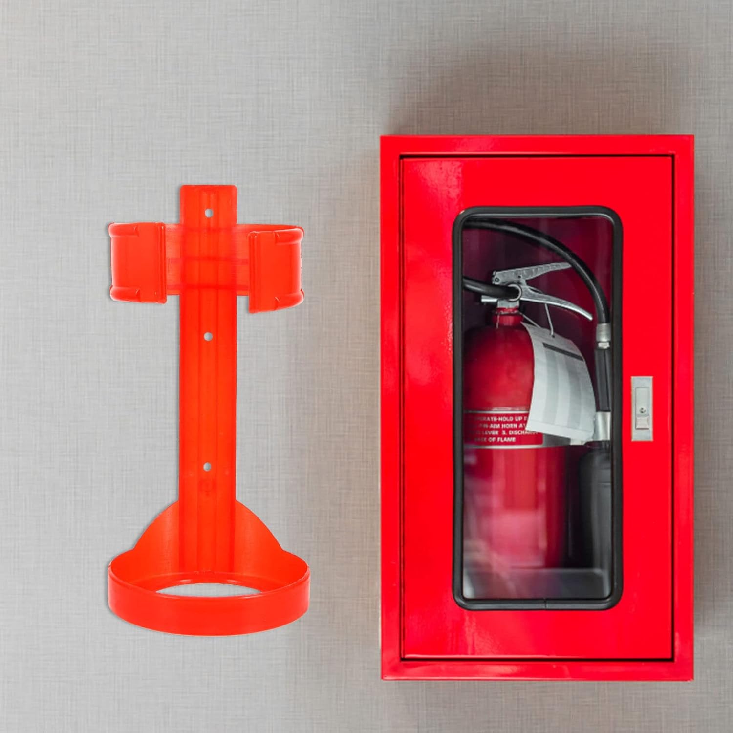 Fire Extinguisher Bracket 2pcs Plastic Fire Extinguisher Mount Fire Extinguisher Holder Fire Extinguisher Bracket for Dry and Water Extinguishers Mount in Your Car Boat 2kg