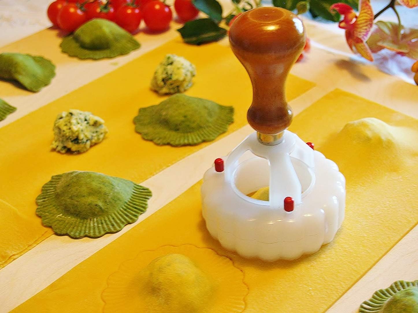 Daisy Ravioli Cutter Diameter 90 mm with Headlamp 990275