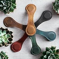 Vista 4 de Leather Magnetic Bookmark, Personalized Leather Bookmark, Custom Leather Bookmark, Customized Magnet Bookmarks, Handmade, Reader gift, gift for him