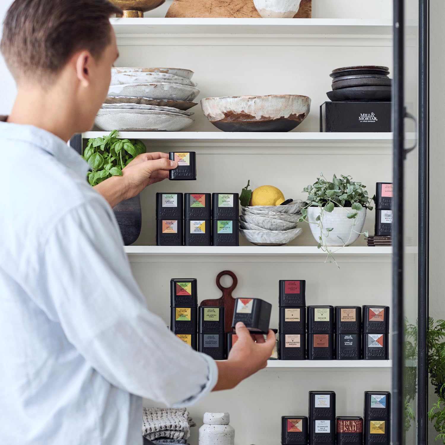 Mill & Mortar BIO Grillgewürz-Geschenkset, 6 Gewürze für BBQ | Smokey Sally, Flaming Dust, Mermaid's Bite, Seven Pepper Crush, Paprika, Rotweinsalz, 4 von 6 Bio, Geschenke für Männer
