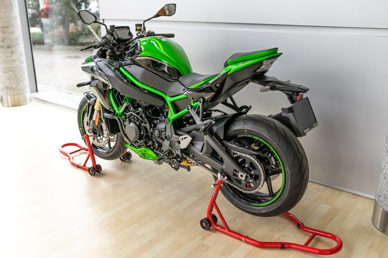 Motorradständer/Montageständer Set Vorne + Hinten Parzini Strada, rot mit gummierter und V- Aufnahme