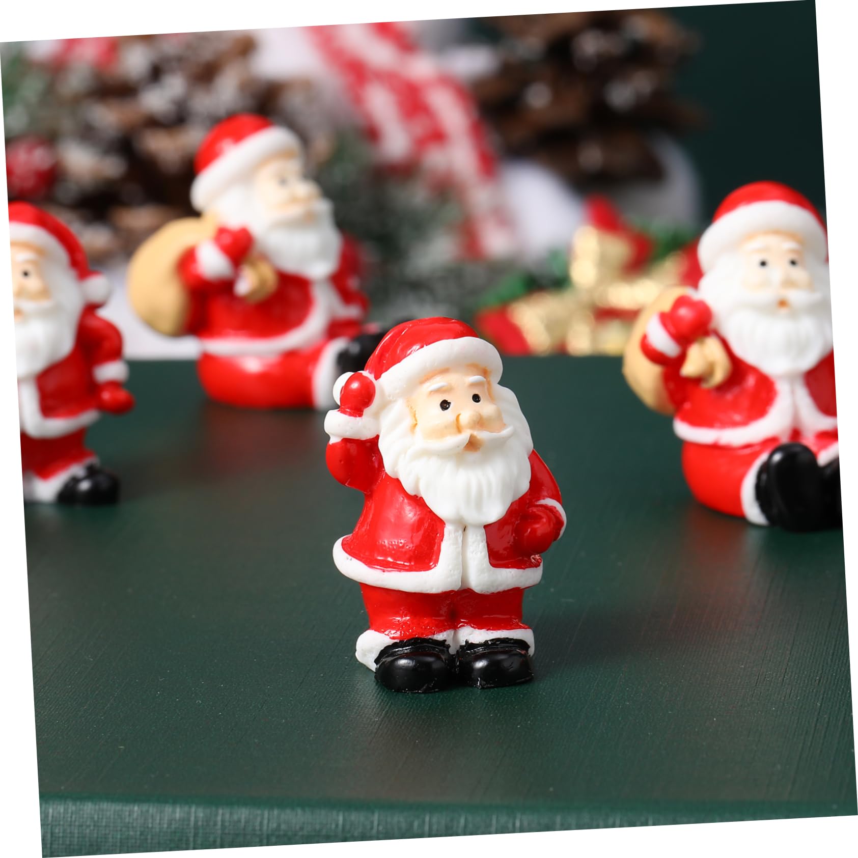 PRETYZOOM 3 Set Di Decorazioni Natalizie in Miniatura Ornamento in Resina Di Babbo Natale Per Paesaggio Festivo Decorazioni Natalizie 12 Pezzi * 3