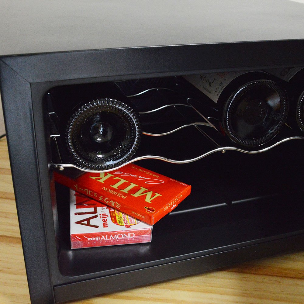 Amazon.co.jp: 場所を選ばない横置きワインセラー「俺のワイン