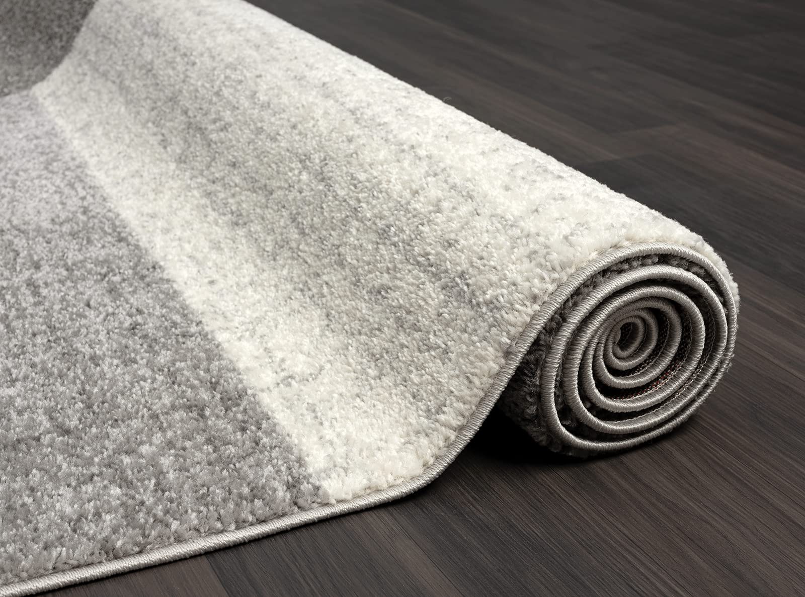 the carpet Pearl - Alfombra Moderna de Pelo Corto denso para salón Dormitorio, Corte de Contorno, patrón geométrico, patrón Ondulado, Gris, 140 x 200 cm
