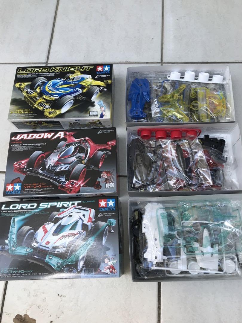 Amazon.co.jp: レーザーミニ四駆 3台セット : ホビー 