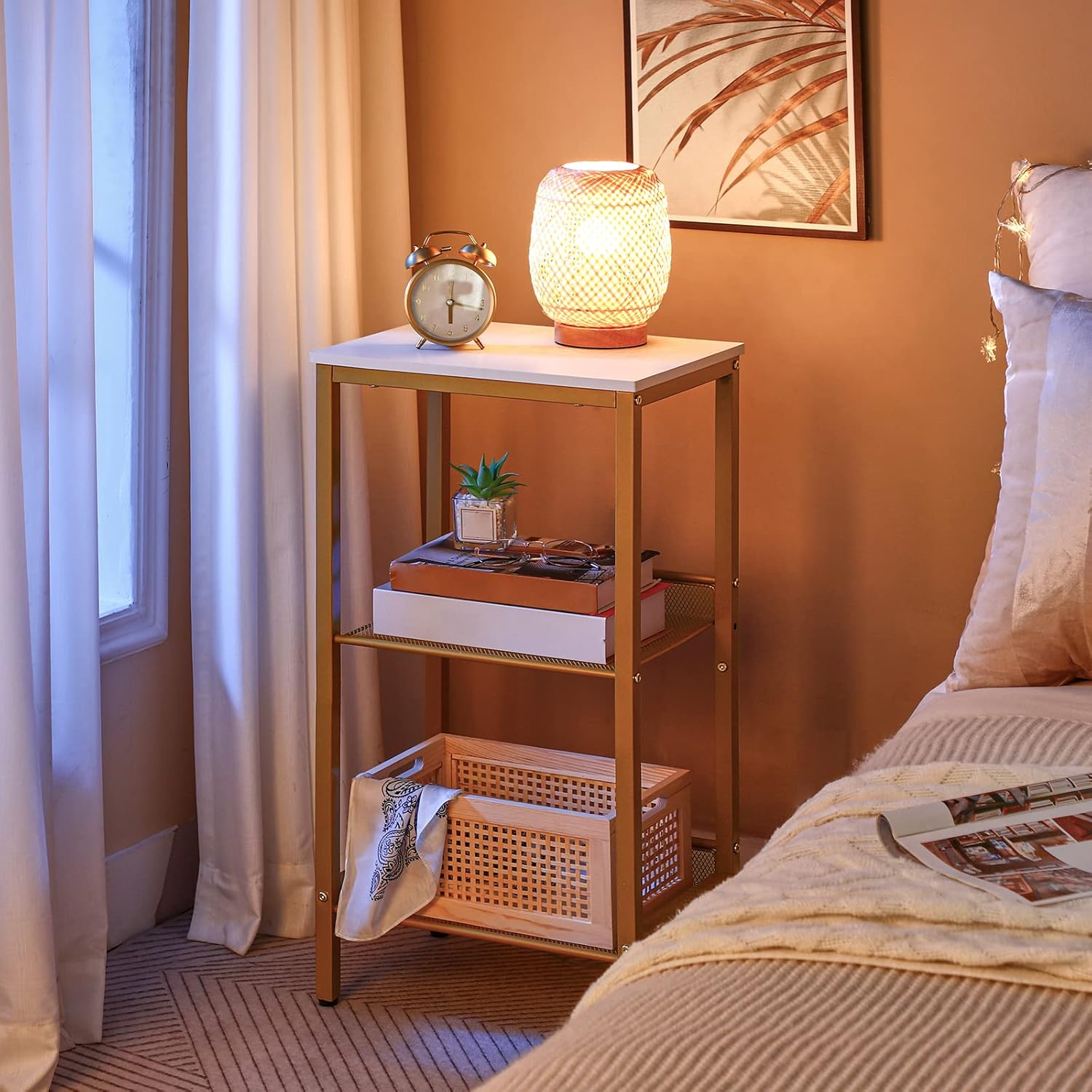 HOOBRO Tall Side Table, 3-Tier Telephone End Table with Adjustable Mesh Shelves, Small Entryway Table with Storage, Small Nightstand for Living Room, Bedroom, Hallway, White and Gold DW01DH01G1