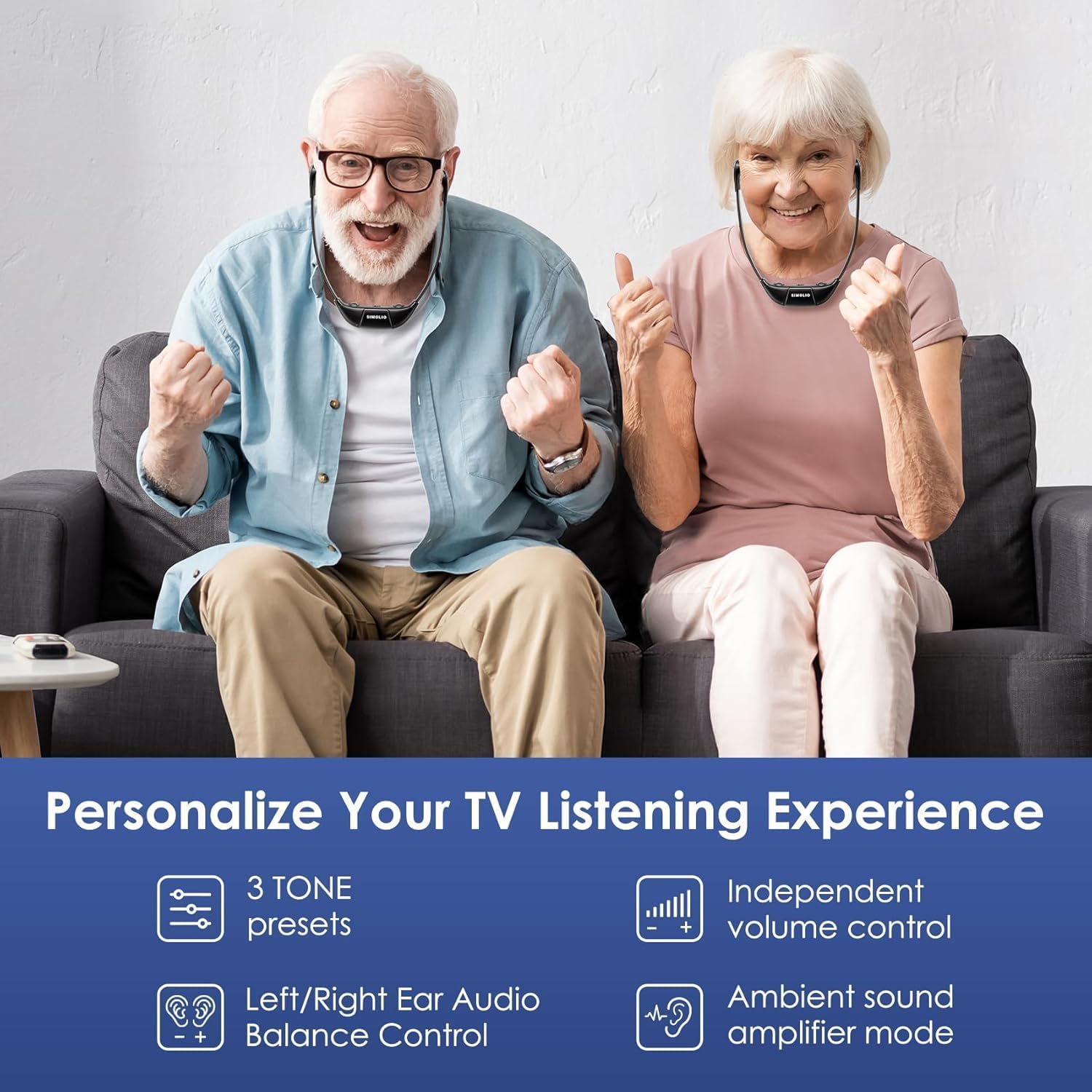Two seniors on a couch, happily watching TV with SIMOLIO SM-863D headphones, with icons indicating features like 3 tone presets, independent volume control, left/right ear audio balance control, and ambient sound amplifier mode.