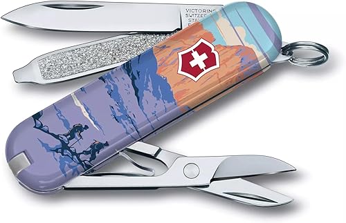 Vista 20 de Victorinox Classic SD Precious Alox Swiss Army Cuchillo compacto de 5 funciones de fabricación suiza con hoja pequeña, destornillador y llavero