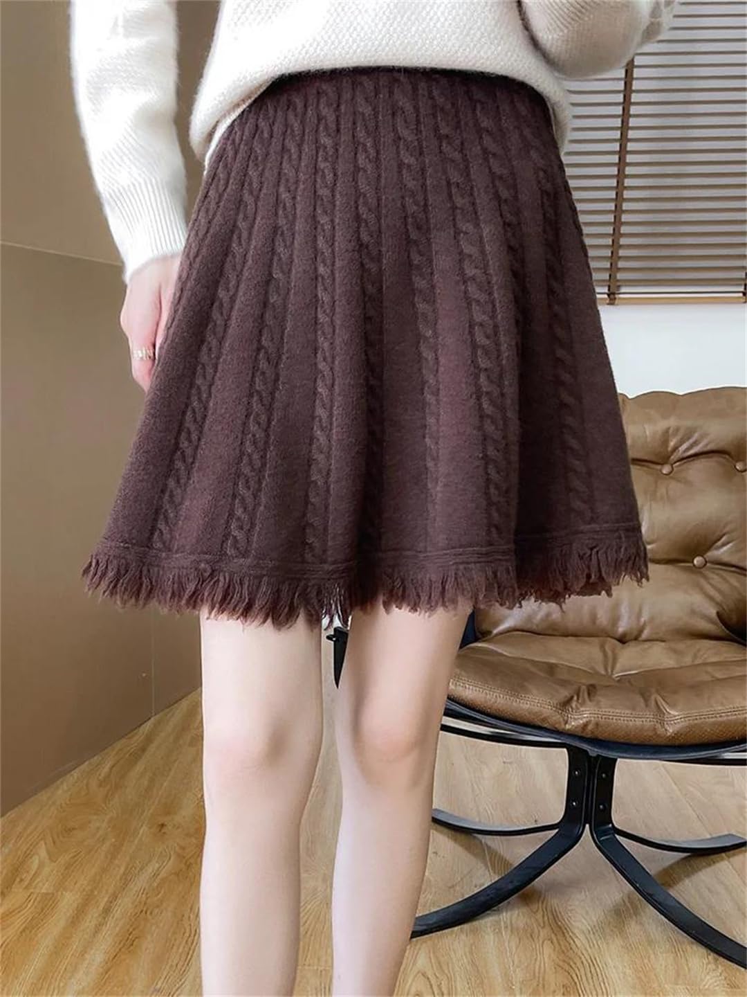 Lmtossey Gonna corta da donna in lana lavorata a maglia, con nappe intrecciate