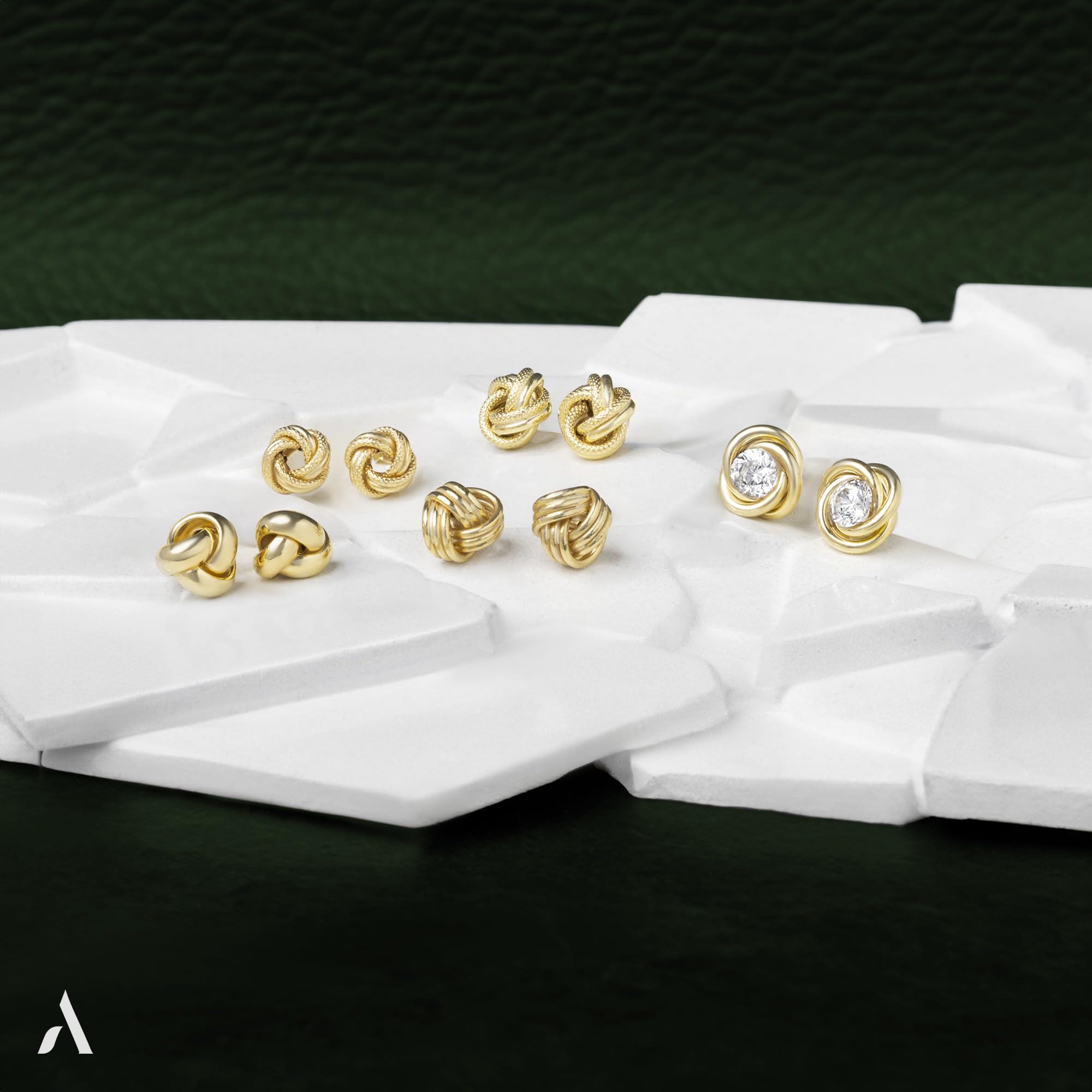 Amberta Echte Knoten Ohrringe für Damen aus 9K 14K Gold | Ohrstecker aus Massivem Gold im Keltischen Liebesknoten Design