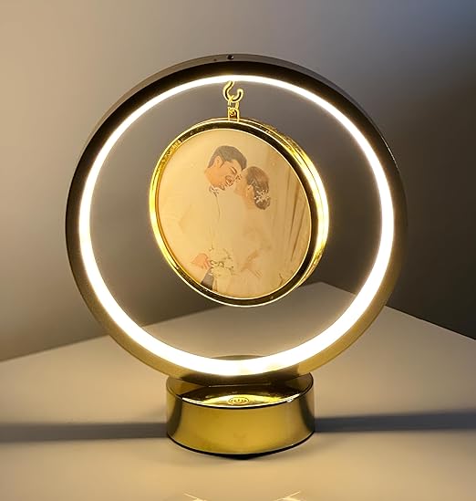 GIFTSZONE Gold Round LED Lamp with Round-Shaped Photo Frame, 23cm, Gold, Ideal Gift for Couples, Weddings, Anniversaries, or Home Decor