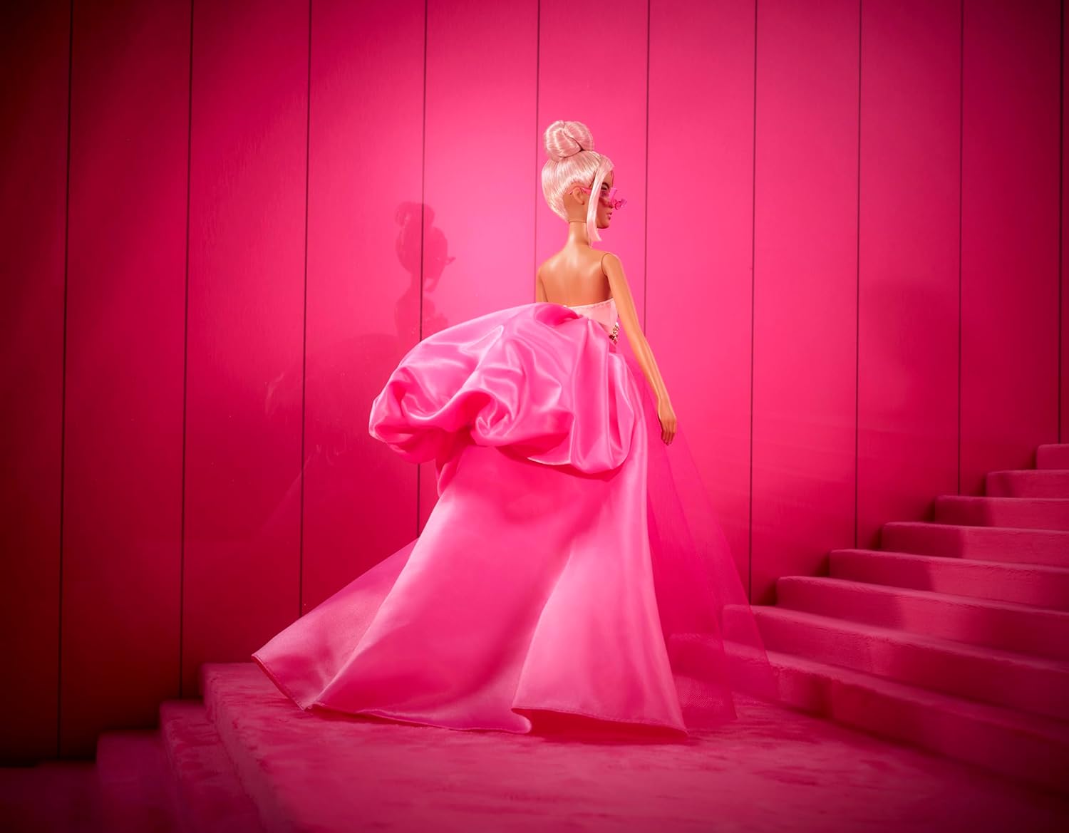 Barbie Signature Mueca de Coleccin Vestido Rosa con Joyas Pink Collection