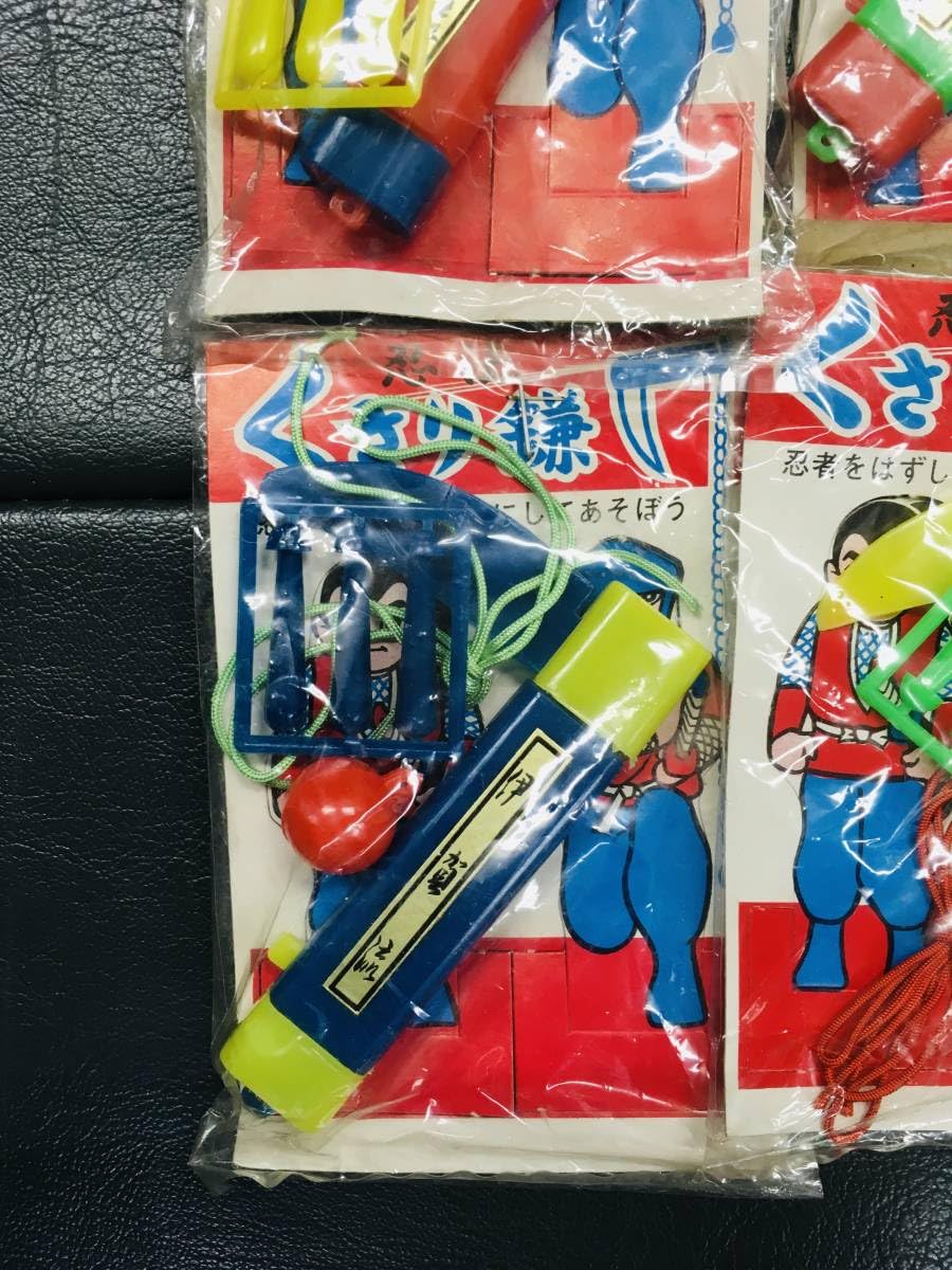 シルバー仮面　ソフビ　ポリ製　パチ物　駄菓子屋 シルバー仮面 ソフビ ポリ製 パチ物 駄菓子屋 フィギュア