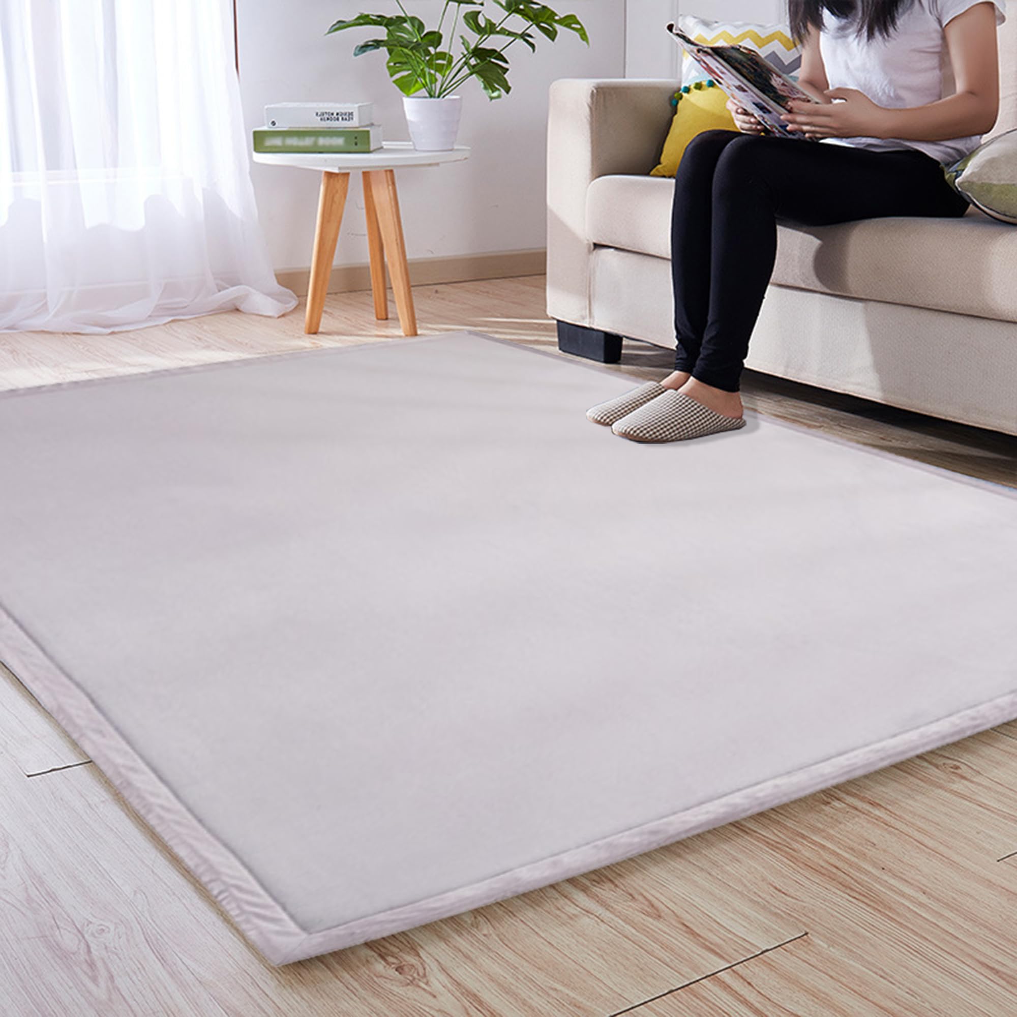Tapis de salon gris 160x200cm grand modèle lavable pour intérieur de maison moderne
