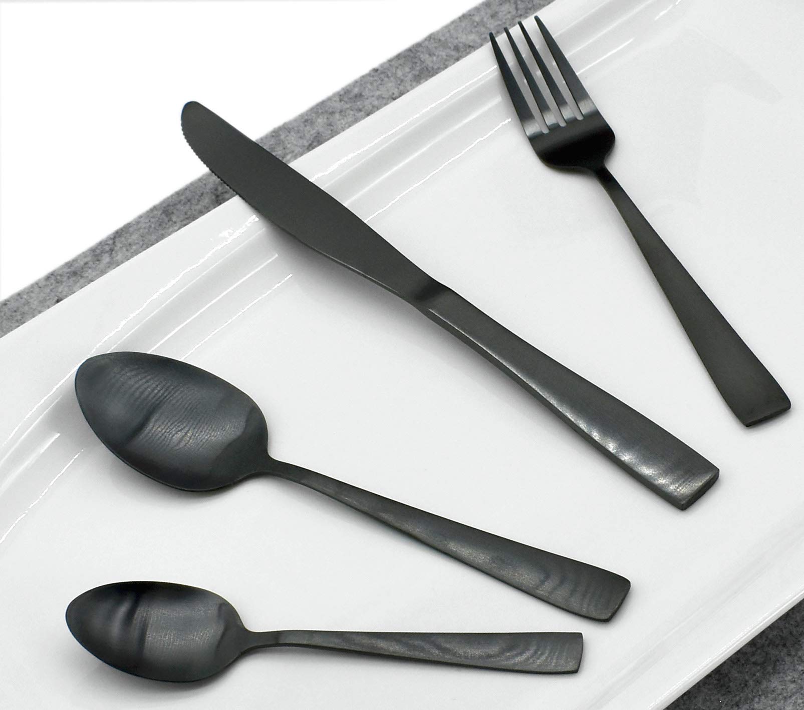 16/32 teiliges Edelstahl Besteck Set Tafelbesteck Essbesteck Gabel Messer Löffel Set schwarz matt/silber bis 8 Personen (Schwarz 32-teilig)