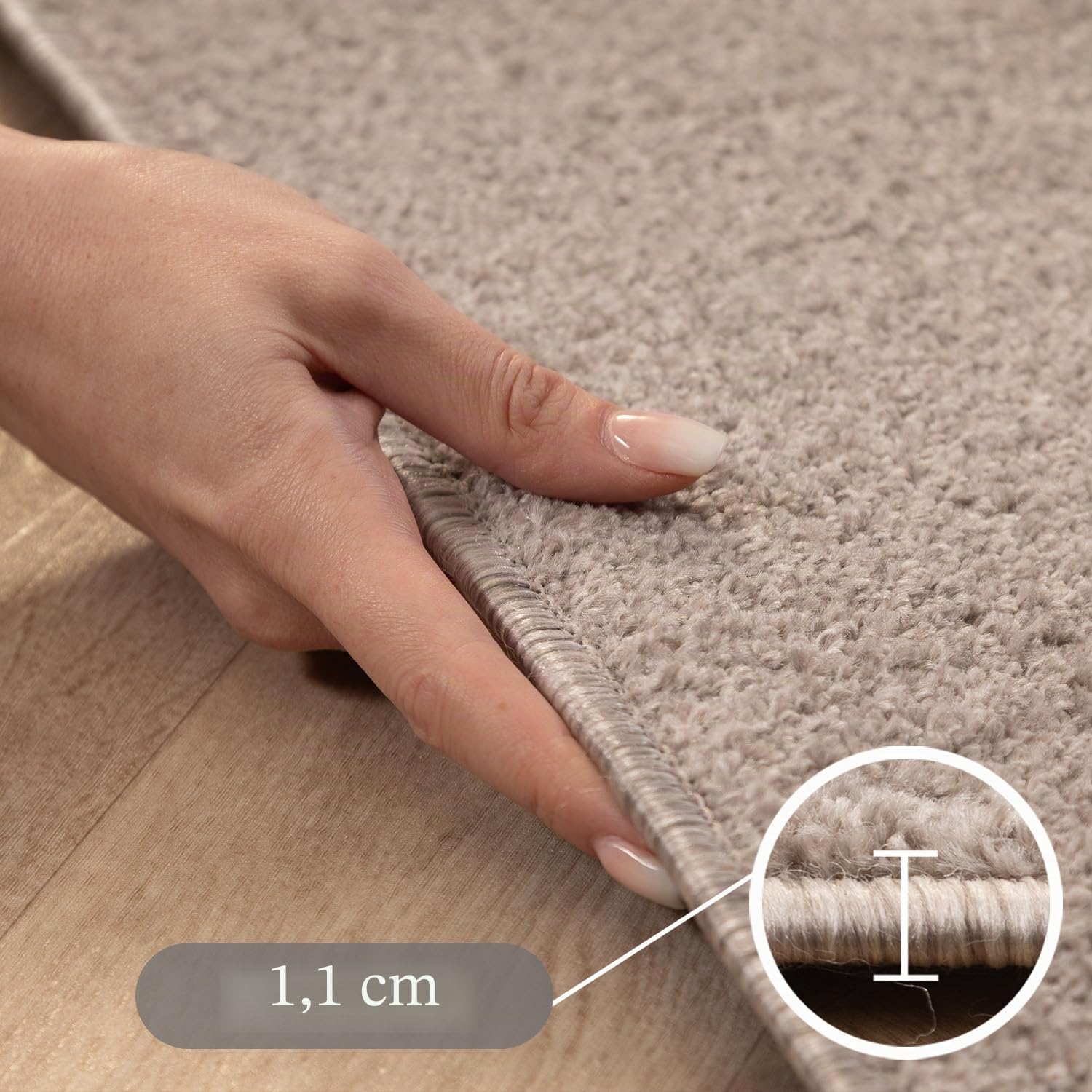 SIMPEX Teppich 280x370 cm Beige, Kurzflor, Einfarbig, Modern, Rechteckig, Pflegeleicht, rutschfest, XXL Bodenteppich für Wohnzimmer, Schlafzimmer, Essbereich