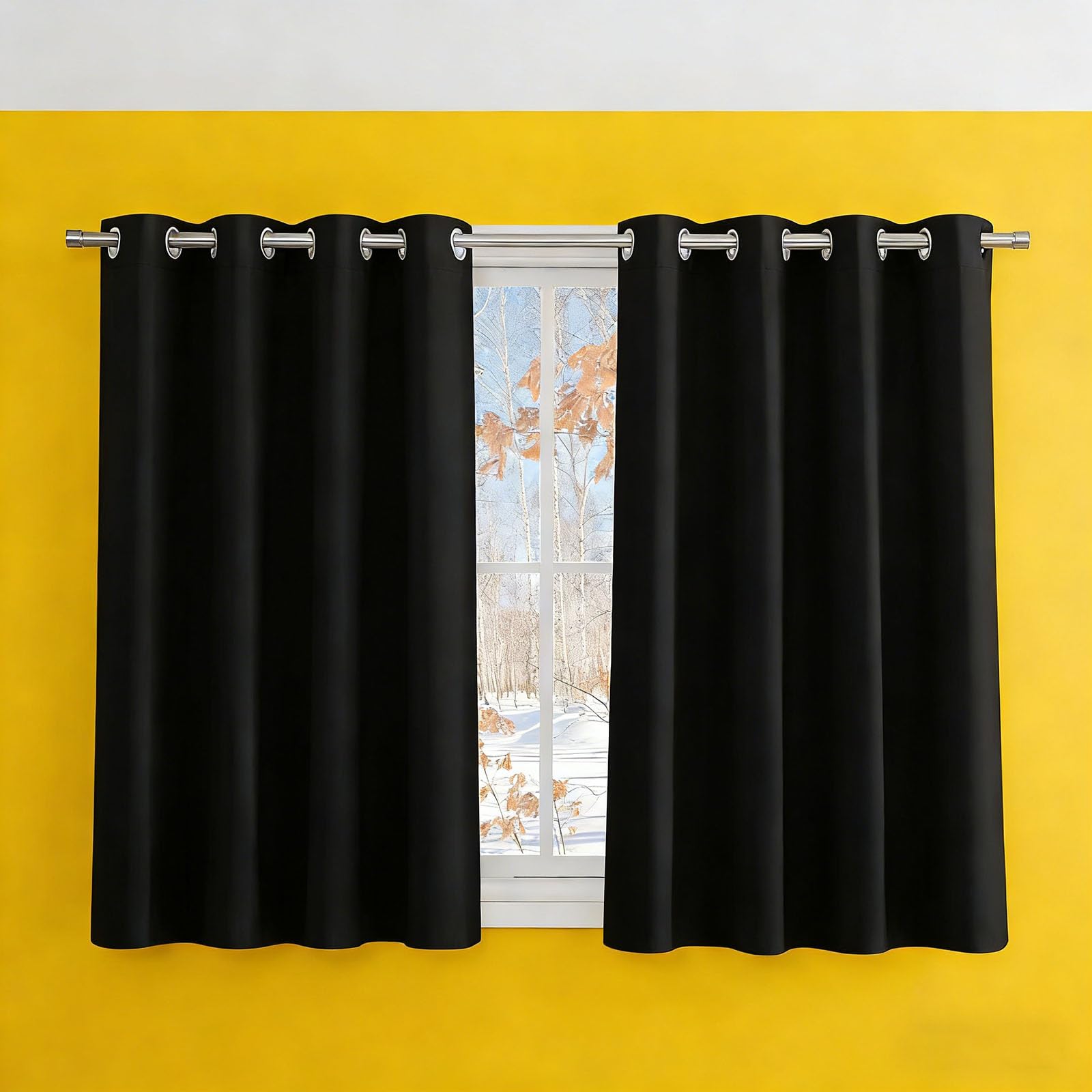 Rideau voilage opaque noir à oeillets pour habiller et isoler vos petits vitrages