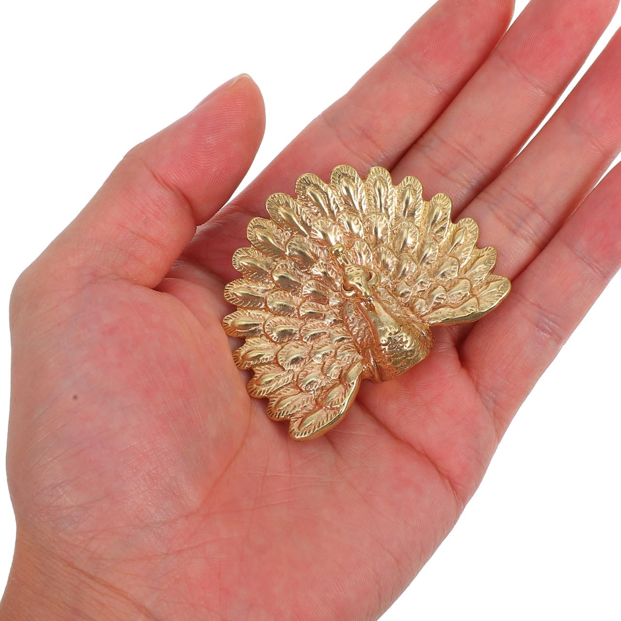 PRETYZOOM Peacock Drawer Knobs Decorative Cabinet Pulls for Closets Dressers and Wardrobes Easy Installation Handles Whimsical Animal Design