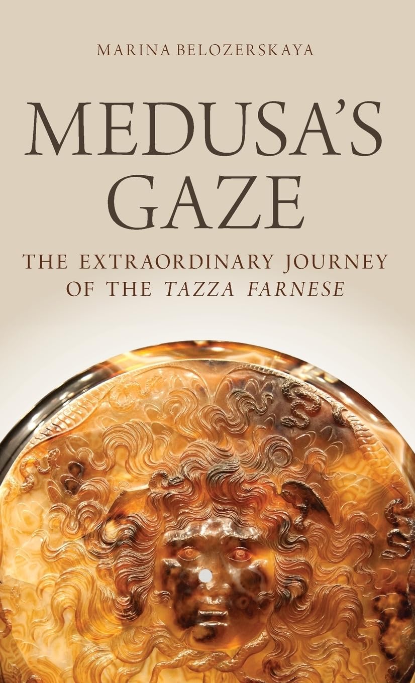 Tazza Farnese et Medusa's Gaze livre d'histoire de l'art antique