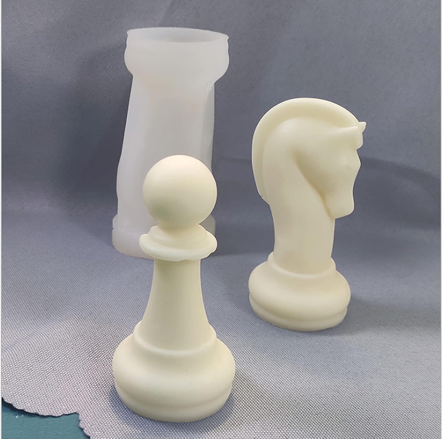 6PCS Silicone International Chess Pieces 3D Candle Making Mold Resin Epoxy Casting Mould Wax Soap Jewelry Agate Aromatherapy Plaster Craft Chocolate Molds Handmade Gift DIY Tool Home Party Table Decor