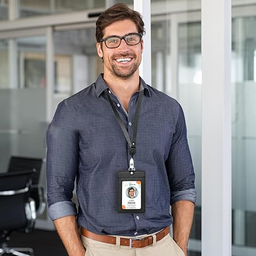 Miniatura 5 de Portatarjetas con inicial con cordón retráctil ajustable, letra bordada de piel sintética con ventana de identificación transparente para empleados,