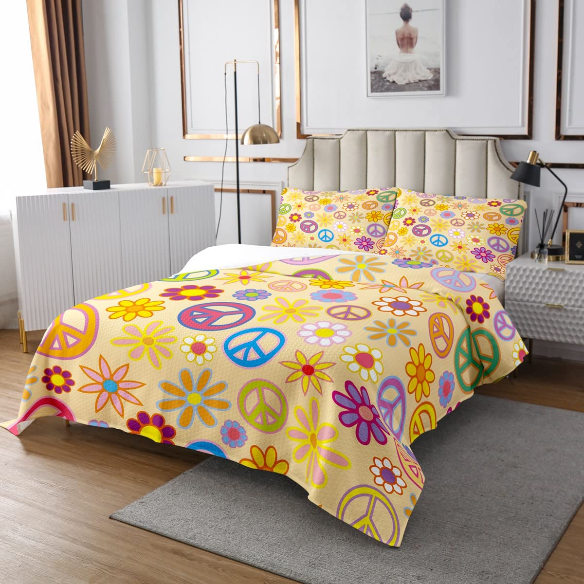 Boho Vintage Flower Bedspread 70s Retro Psychedelic Groovy Floral Bedspread Boys Girls Kids Bohemian Hippie Aesthetic Abstract Minimalist Bed Cover Peace Sign Pattern Quilted Coverlet Twin Size