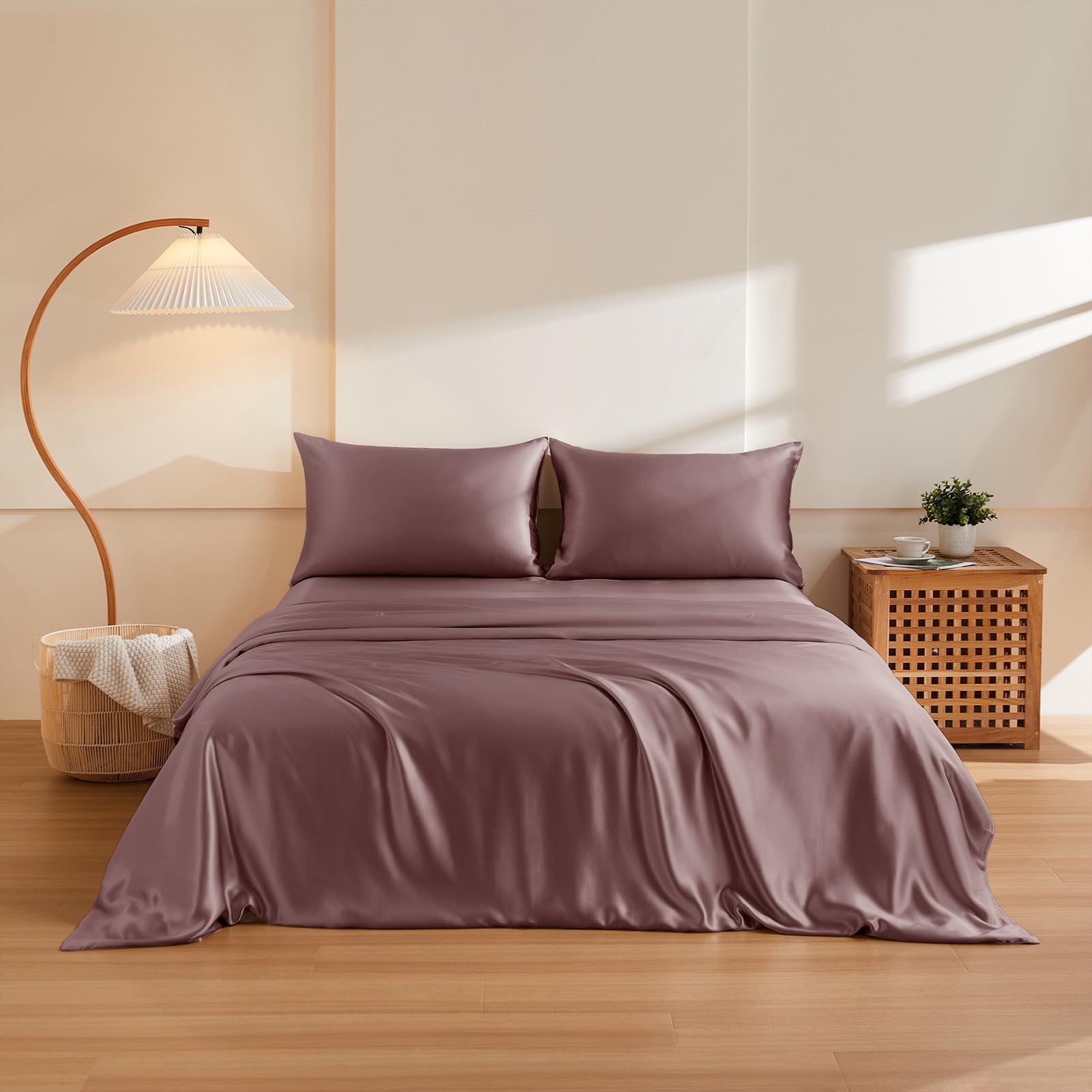 THXSILK 100% Pure Mulberry Silk Duvet Cover Set 3 Piece, 6A+ Grade Luxury Soft Bedding Silk Sheets for Hair and Skin, 1 Pcs Duvet/Quilt/Comforter Cover with 2 Zippered Pillowcases (Purple, Queen)