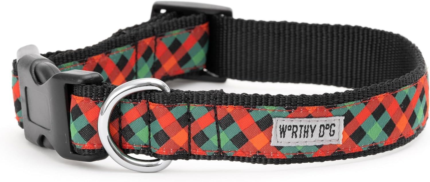 THE WORTHY DOG Collar for Large Dogs, Adjusts 18-24 inches, Durable Nylon Webbing, Quick Release Buckle, Holiday Check Pattern, Red/Green/Black, X-Large