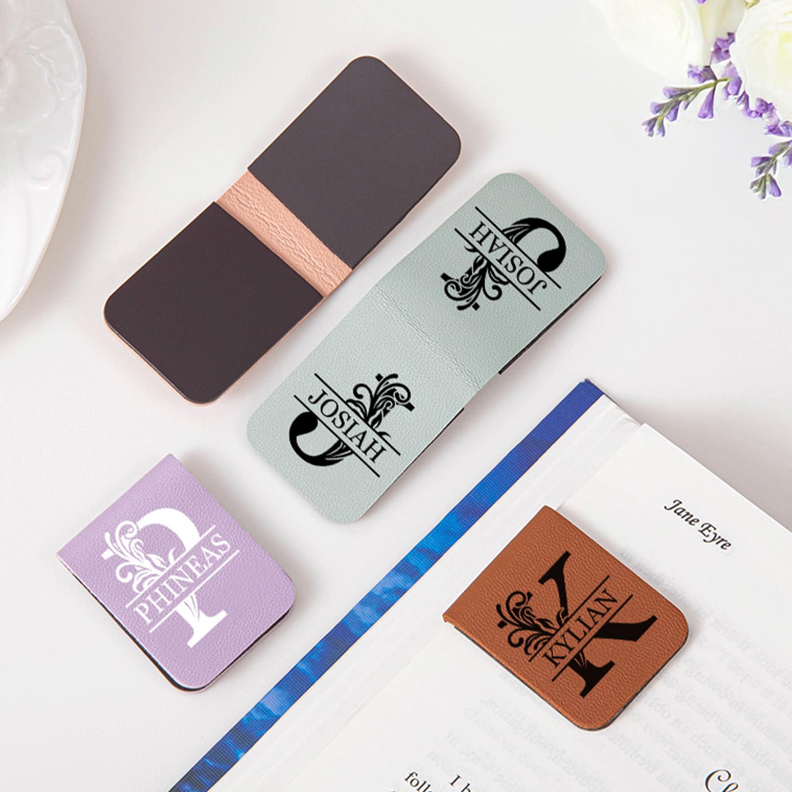 callie moment Personalised Magnetic Leather Bookmark Clip with Name, Custom Initial Bookmarks for Women & Men, Book Lovers Birthday Gift (Initial 1)
