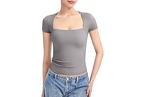 Puimey Top: Enhance Your Allure with Style and Comfort