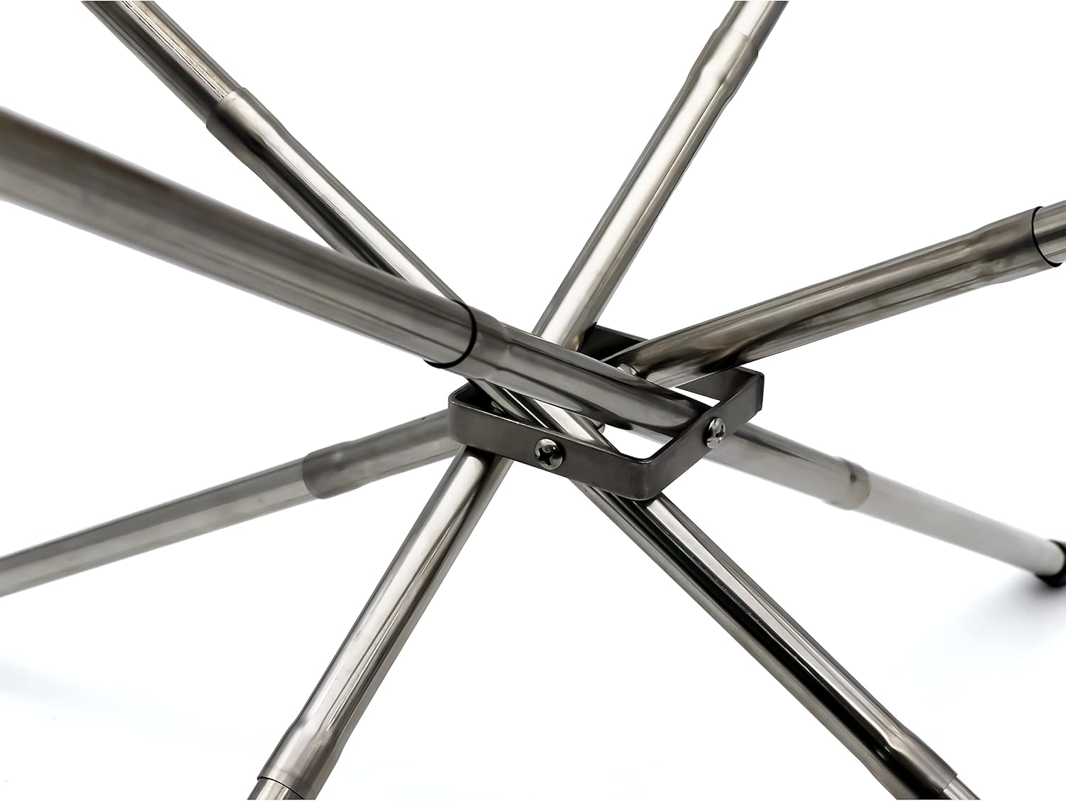 TaktZeit Outdoor Fire Pit for Camping Portable Lightweight Bonfire Stand with Stainless Steel Mesh Foldable Camping Grill (22" x 22" x 17", Silver)