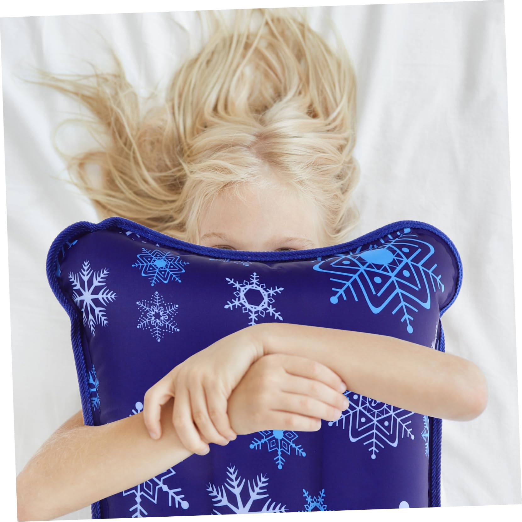 Ciieeo 5 Pièces Oreiller été Auto et Rempli Eau Oreiller Rafraîchissant Polyvalent et pour Camping Extérieur et Sieste Adulte Bleu Foncé Motif Flocon