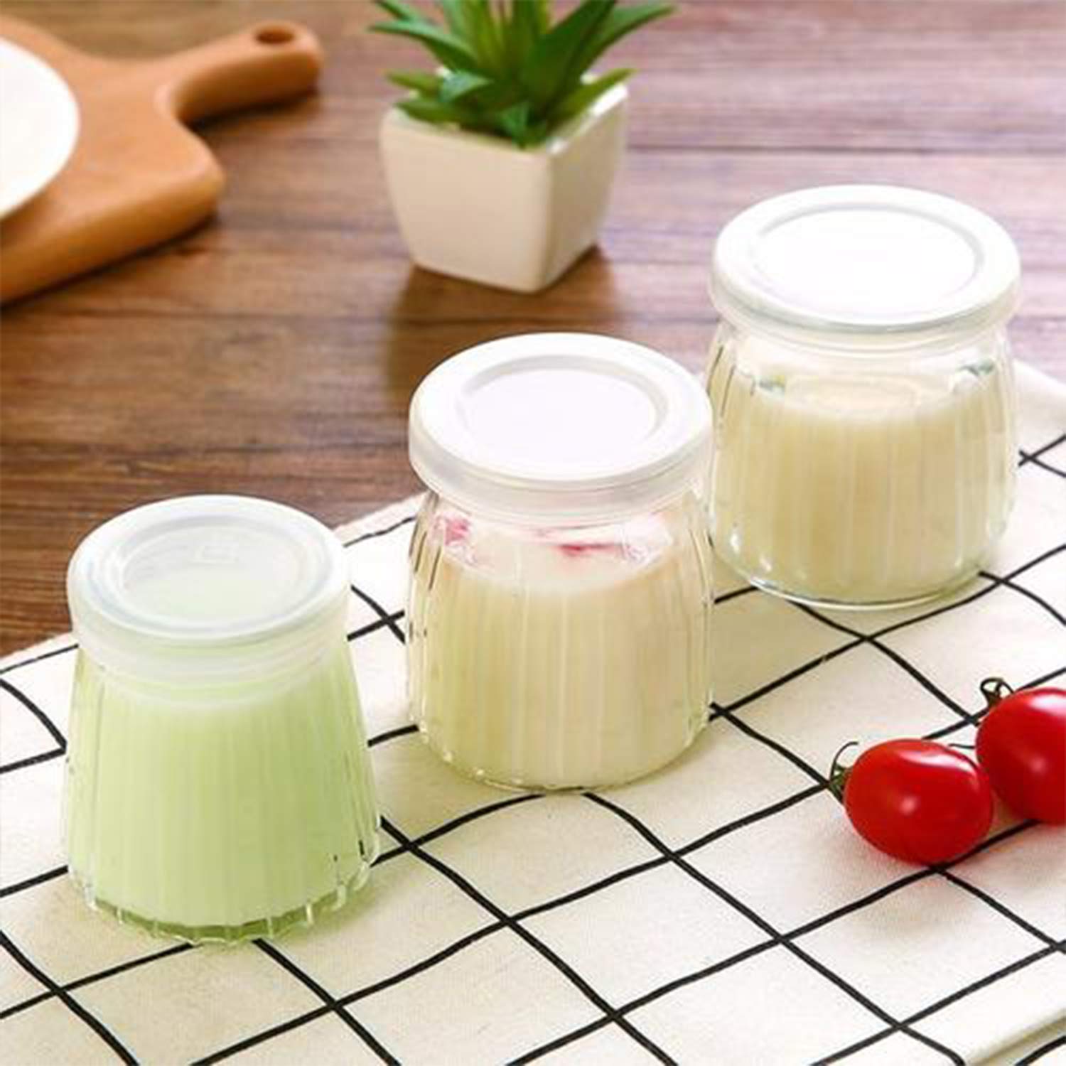 Fasmov 30 Pack 120ml piccoli vasetti di yogurt, vasetti di vetro per budino vasetti di yogurt con coperchi in PE, perfetti per marmellata, miele, bomboniere per matrimonio, bomboniere per la doccia