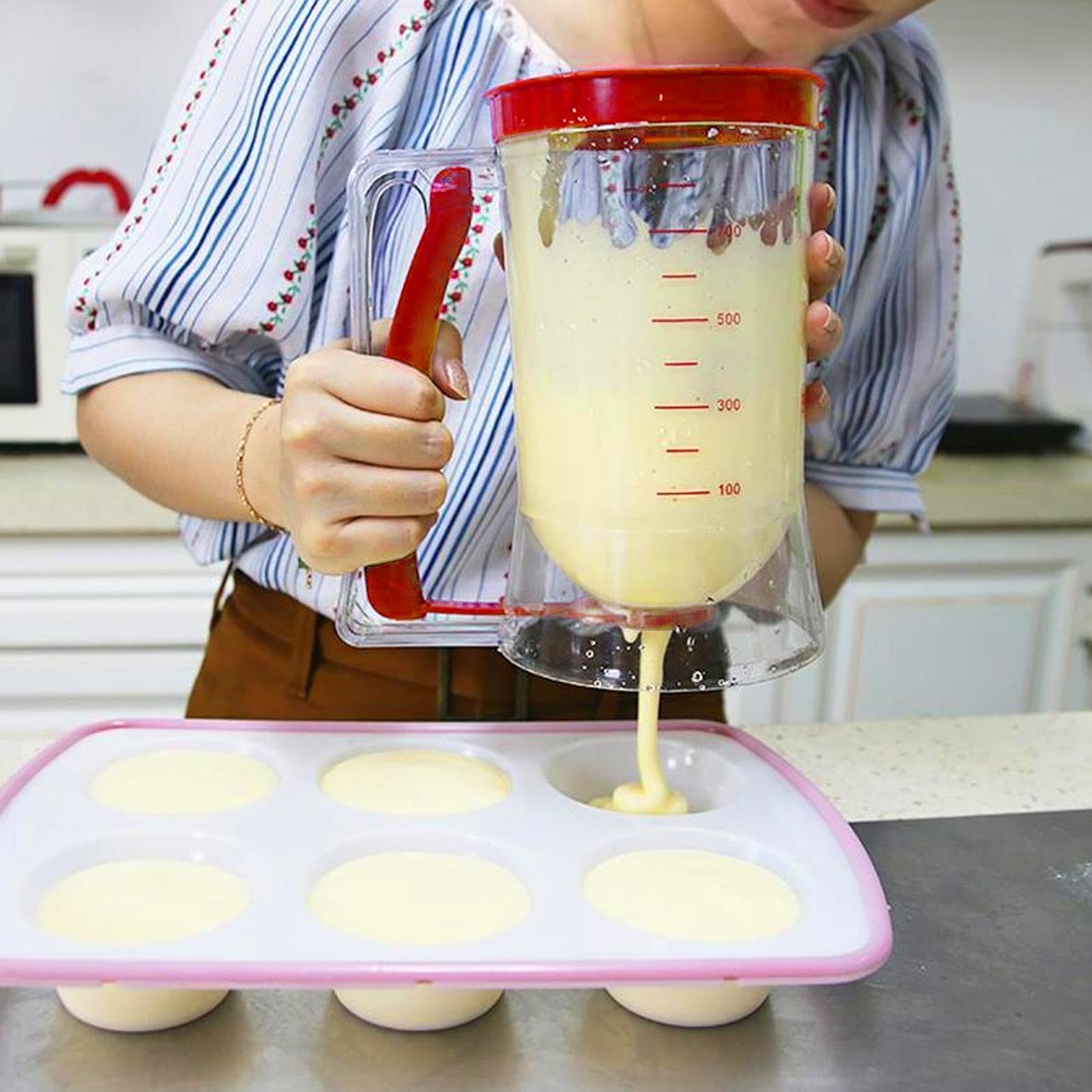 Pancake Batter Dispenser- 340g Portable Handheld Batter Pourer Dispenser | Leak-Proof 900ml Batter Pourer Dispenser, Pancake Maker Separator With Measuring Label For Pancakes, Cupcakes