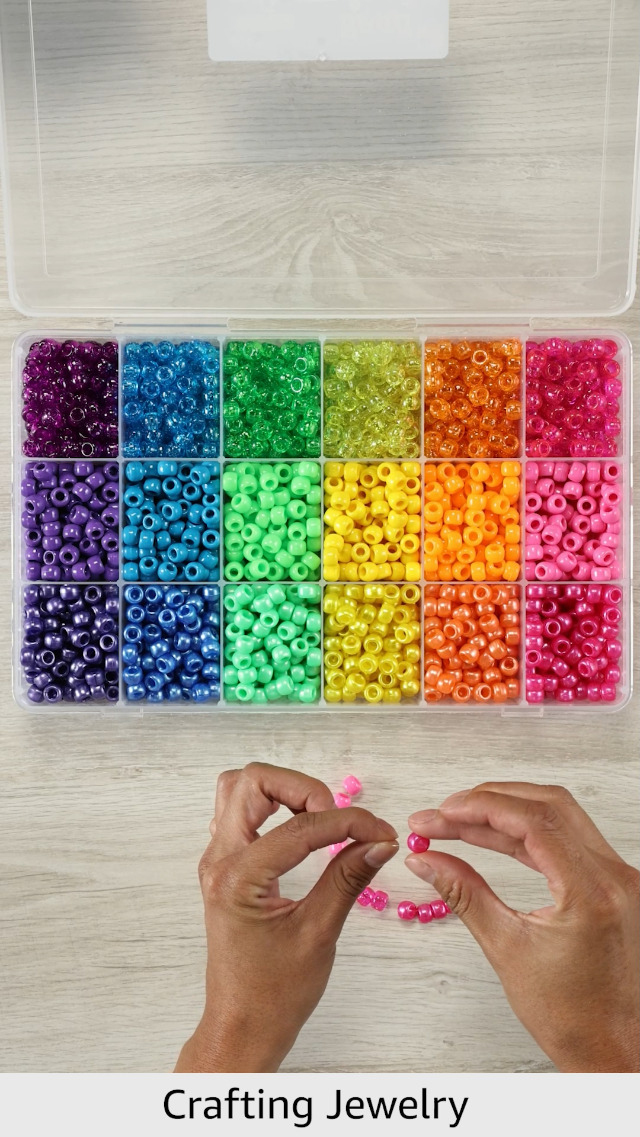 Amazon.com: Beadery B6262 The Sparkles Pony Bead Box