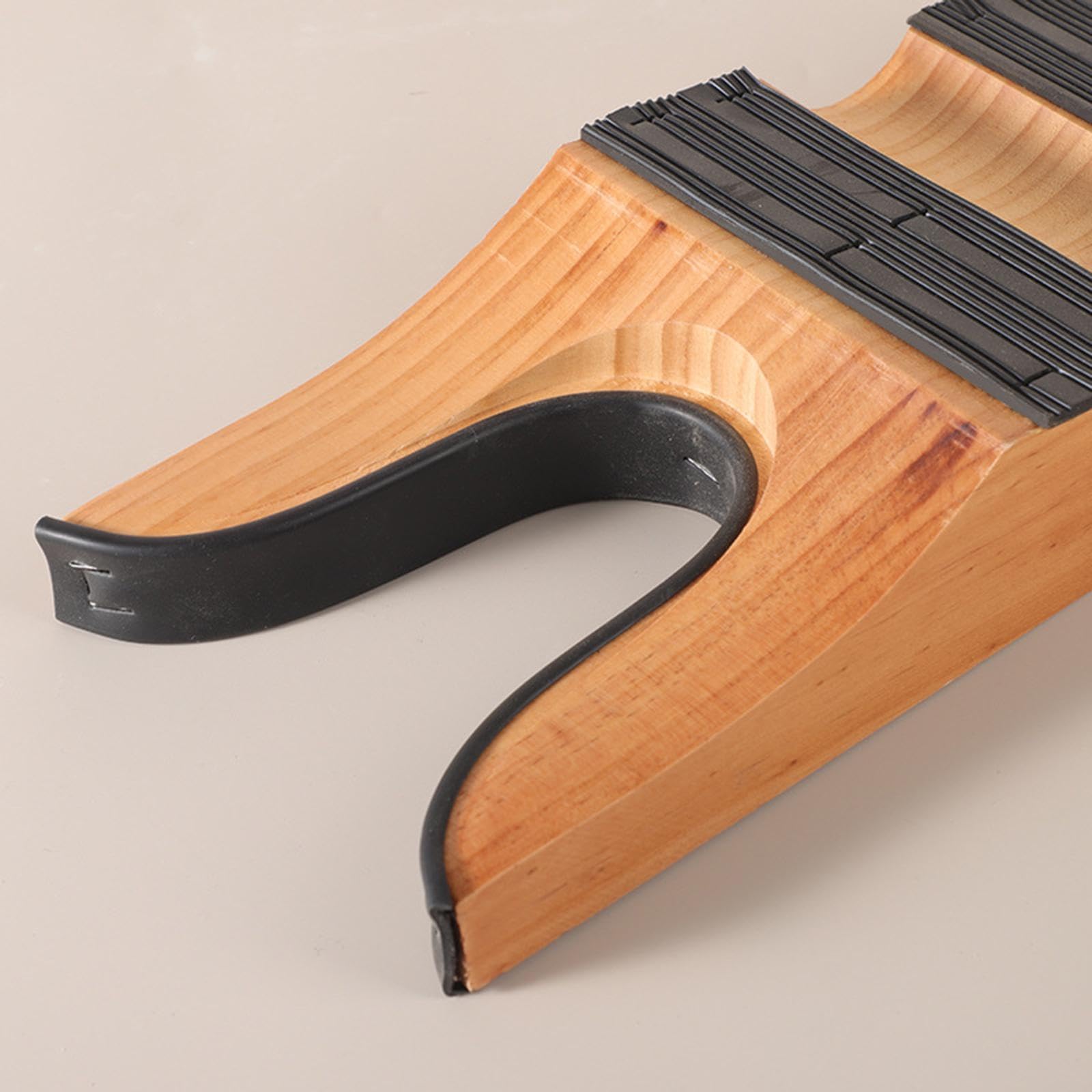 Calzador: Práctico, Resistente Al Desgaste Y útil para Sacar Los Zapatos.